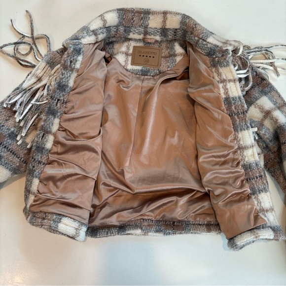 BLANK NYC Jacket Women XS  Beige Wool Blend Plaid Take Note Fringe Cropped - Picture 8 of 10